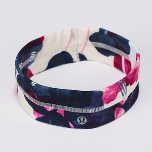 Lululemon inky floral 🌺headband